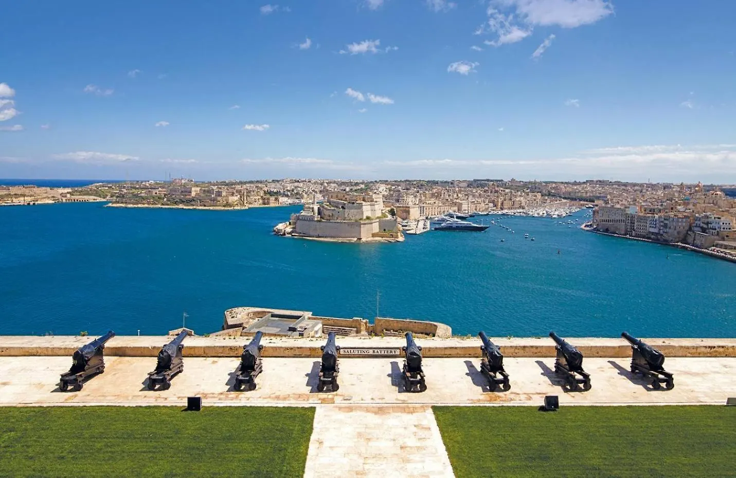 Exclusive Valletta Apartment With Historic Charm 0*,  Malta